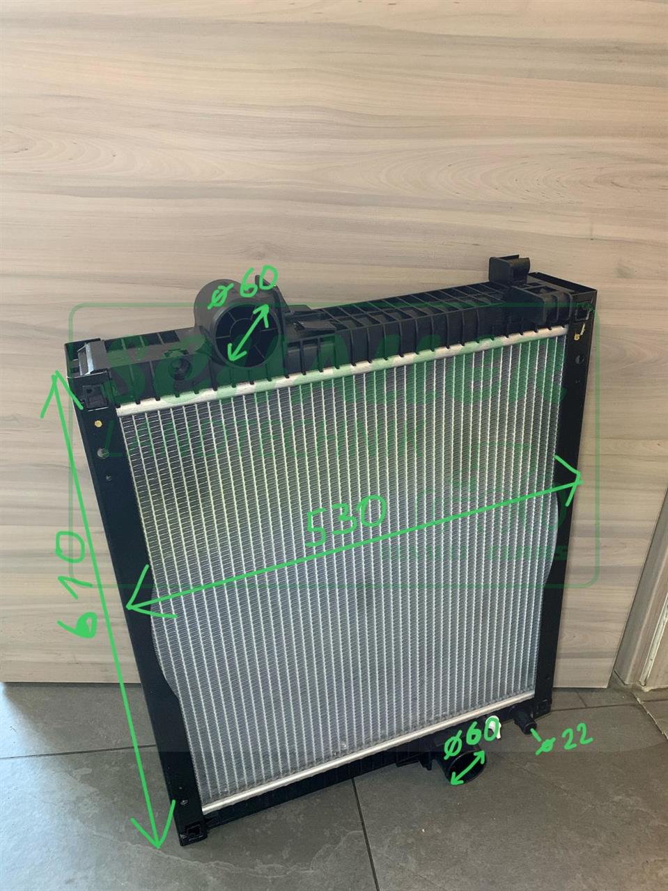Kühler für Ares 540,550,610,620 bis best. Seriennummer